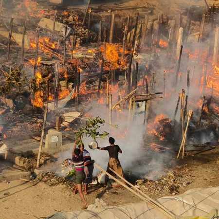 230305122632-02-rohingya-refugee-camp-fire